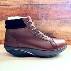 NWT MBT Akachi 6S Ankle Boots